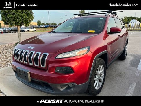 Used 2017 Jeep Cherokee Latitude w/ Safety/Convenience Group AWD/4WD image 1