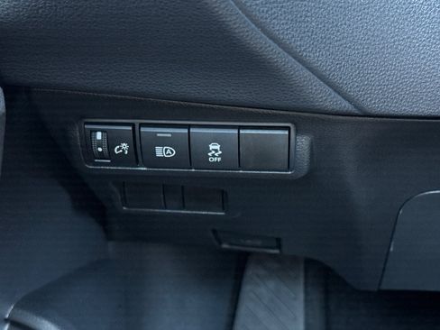 New 2026 Toyota Corolla Cross LE FWD image 28