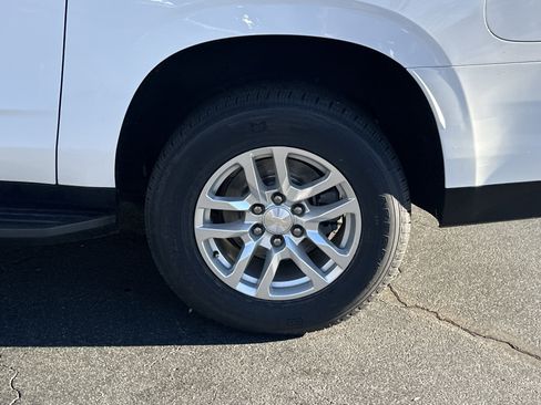 Certified 2022 Chevrolet Suburban LT image 23