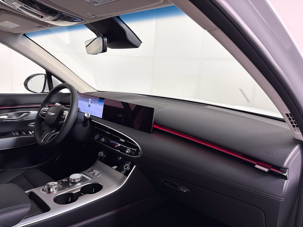 New 2027 Genesis GV70 2.5T Select AWD/4WD image 13