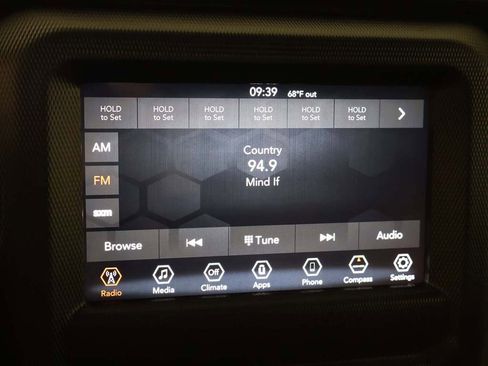 Used 2022 Jeep Gladiator Sport image 38