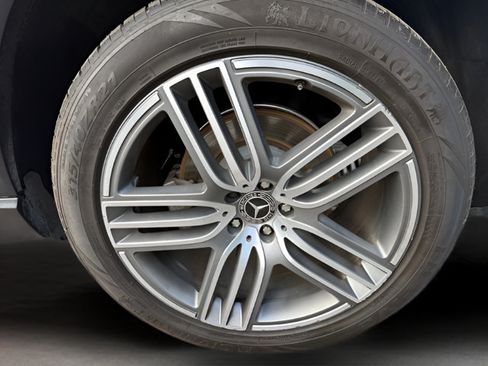 Used 2022 Mercedes-Benz GLS 450 4MATIC image 35