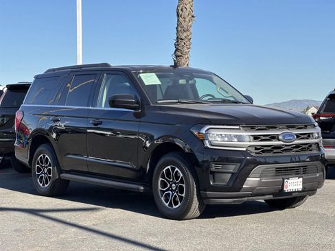 Used 2024 Ford Expedition XLT image 8