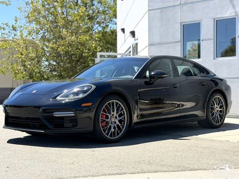 Used 2017 Porsche Panamera Turbo w/ Sport Package AWD/4WD image 4