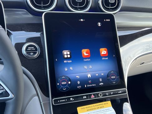 New 2026 Mercedes-Benz GLC 300 4MATIC image 18