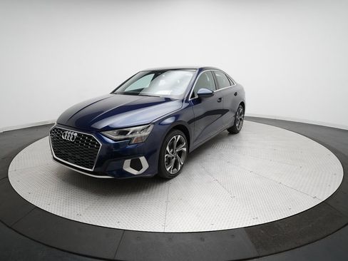 Used 2022 Audi A3 2.0T Premium w/ 18" Wheel Package image 2