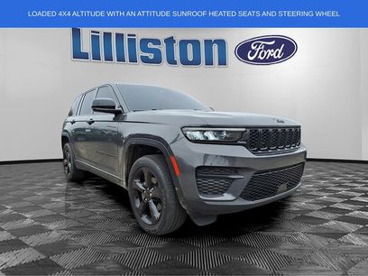 Used 2023 Jeep Grand Cherokee Altitude
