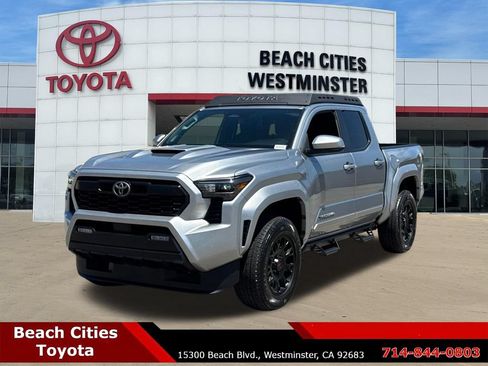 Certified 2024 Toyota Tacoma TRD Sport w/ TRD Sport Upgrade Package AWD/4WD image 6