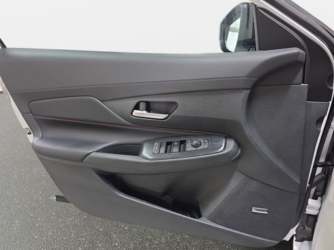 New 2026 Nissan Sentra SR w/ SR Premium Package FWD image 25