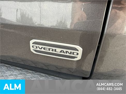 Used 2020 Jeep Gladiator Overland AWD/4WD image 9