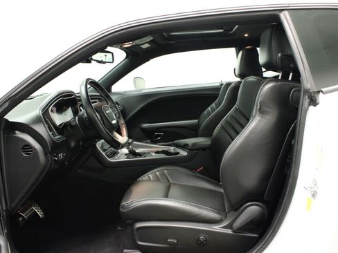Used 2022 Dodge Challenger SRT Hellcat Redeye RWD image 13