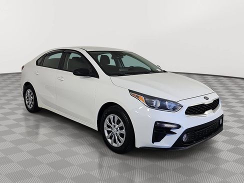 Used 2019 Kia Forte Sedan FWD image 2