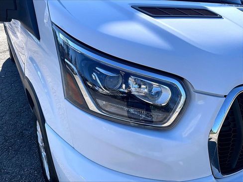 Used 2023 Ford Transit 350 XLT image 28