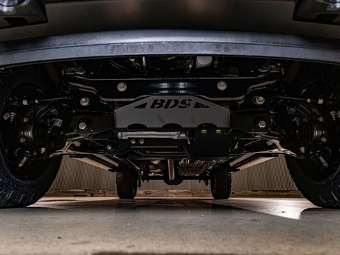 Used 2025 Ford F150 Lariat w/ Equipment Group 502A High image 12