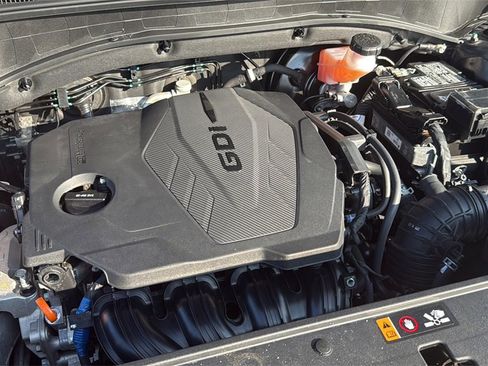 Used 2023 Hyundai Santa Fe SEL image 19