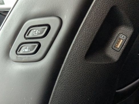 Used 2022 Kia Carnival SX FWD image 20