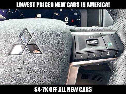 New 2025 Mitsubishi Outlander SE AWD/4WD image 14