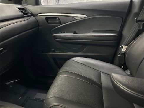 Used 2022 Honda Passport TrailSport image 30