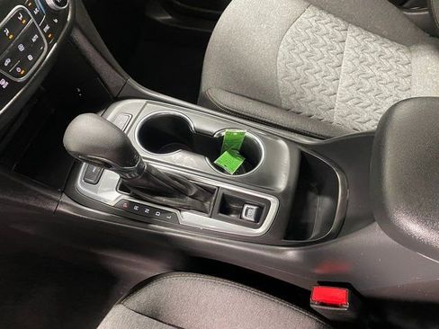 Used 2024 Chevrolet Equinox LT w/ LPO, Floor Liner Package image 17