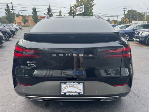 Used 2024 Genesis GV60 Advanced image 5