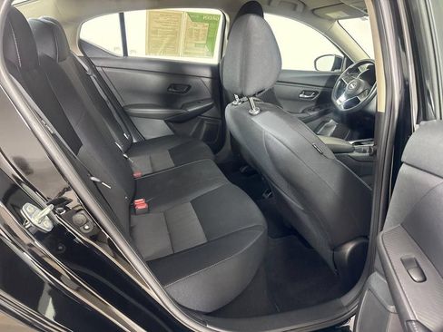 Used 2025 Nissan Sentra SV FWD image 13