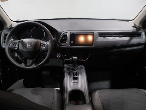 Used 2021 Honda HR-V EX image 18