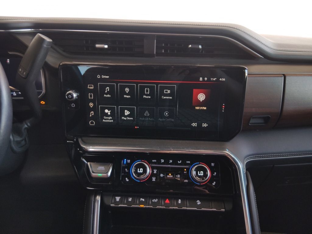 Used 2024 GMC Sierra 2500 Denali Ultimate AWD/4WD image 23