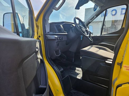 Used 2022 Ford Transit 250 148 High Roof Extended w/ Parcel Delivery Package RWD image 13