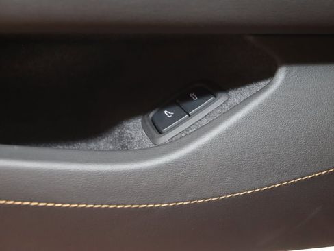 Used 2023 Chevrolet Corvette Stingray Preferred Cpe w/ 2LT image 55