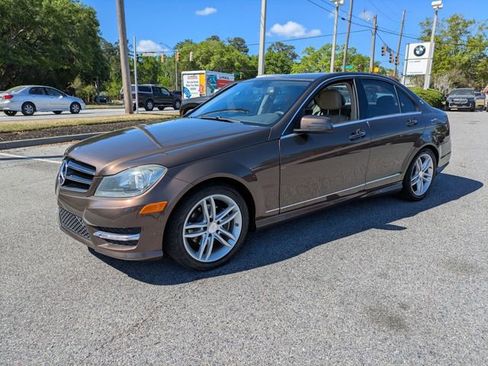 Used 2014 Mercedes-Benz C 250 Sedan image 8