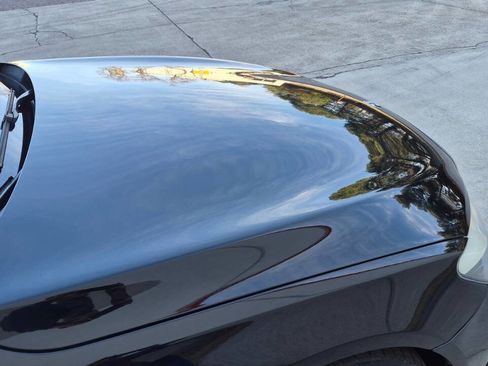 Used 2011 BMW ALPINA B7 w/ Driver Assistance Pkg image 38