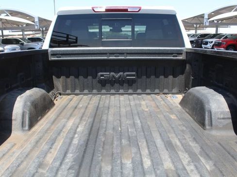 Used 2025 GMC Sierra 1500 SLT AWD/4WD image 6