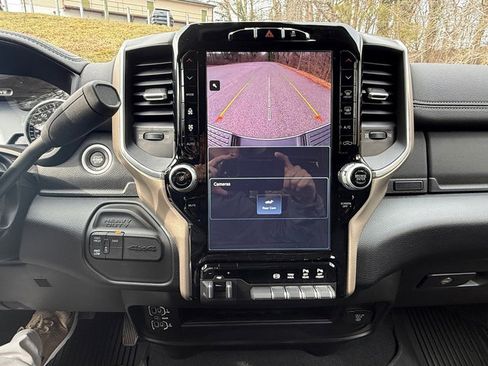 Used 2024 RAM 3500 Laramie image 23