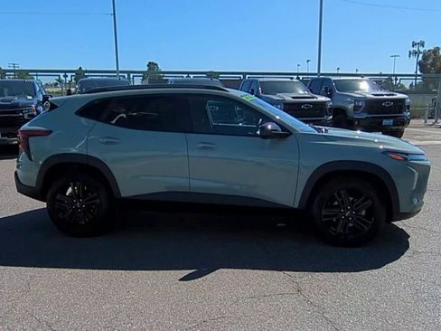 Used 2025 Chevrolet Trax ACTIV w/ Driver Confidence Package FWD image 9
