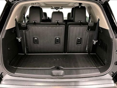New 2026 Nissan Pathfinder Platinum image 41
