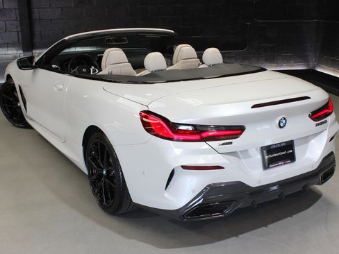 Used 2022 BMW M850i xDrive Convertible w/ M Carbon Exterior Package image 15