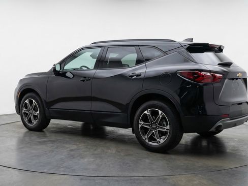 Used 2025 Chevrolet Blazer LT image 6