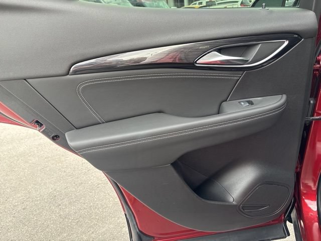 Used 2023 Buick Envision Essence w/ Sport Touring Package AWD/4WD image 15