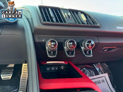 Used 2022 Audi R8 V10 w/ Carbon Exterior Package image 32