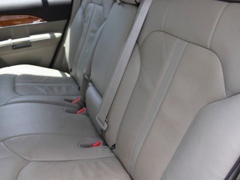 Used 2015 Lincoln MKX FWD w/ Equipment Group 102A image 16