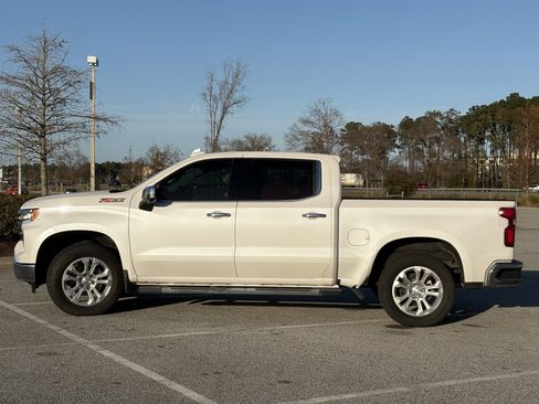 Used 2023 Chevrolet Silverado 1500 LTZ image 23