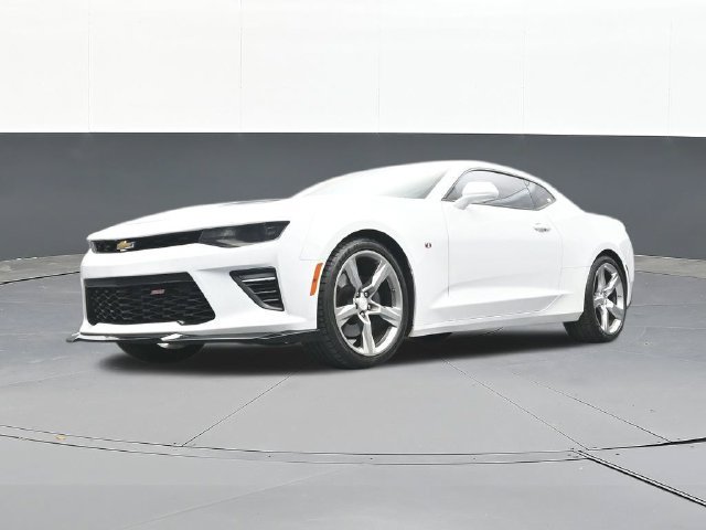 Used 2017 Chevrolet Camaro SS RWD image 55