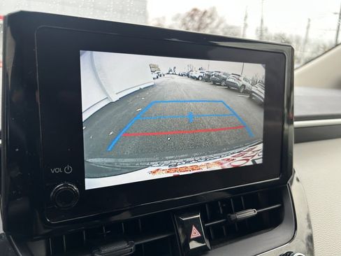 Certified 2023 Toyota Corolla LE image 20