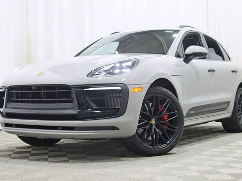 Used 2023 Porsche Macan GTS image 6