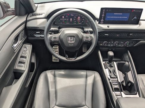 Used 2024 Honda Accord Sport image 12