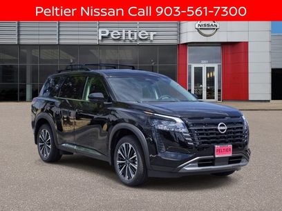 New 2026 Nissan Pathfinder Platinum w/ Cargo Package