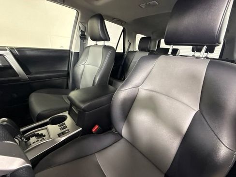 Used 2016 Toyota 4Runner SR5 Premium AWD/4WD image 16