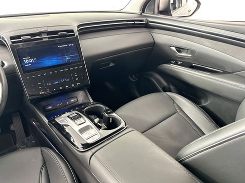 Used 2024 Hyundai Tucson Limited FWD image 25