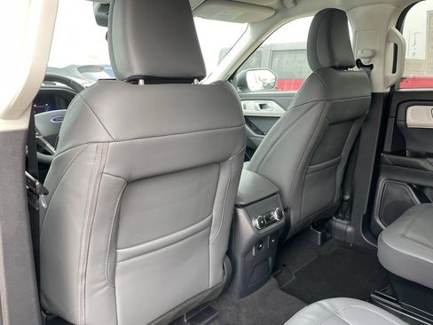 New 2026 Ford Explorer Active image 54