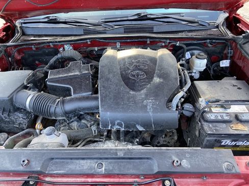 Used 2021 Toyota Tacoma SR5 image 26